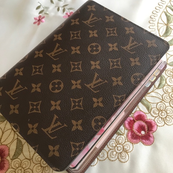 Meet Your Posh Ambassador, Amanda - Picture 5 of 9